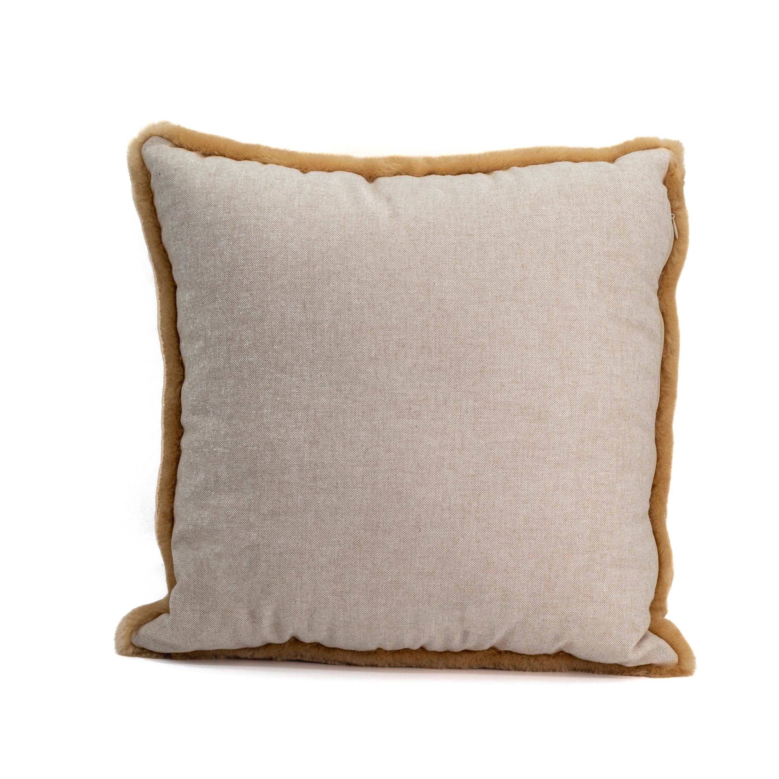 Coussin en peau de mouton ( 40 cm ) - Dgrandiose